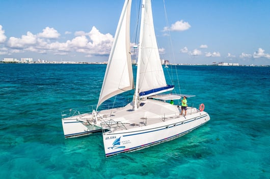 Catamaran Arjuna by Cancun Sailing