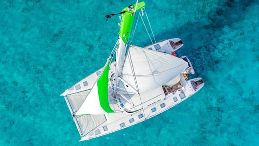 catamaran Tiaré by cancun Sailing