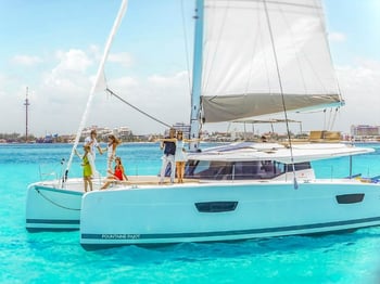 Victoria 800x600 - Isla Mujeres Catamaran Tour - Cancun Sailing